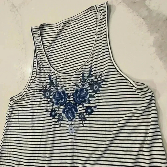 American Eagle Soft & Sexy Tank Top Striped Blue Floral Embroidery Women’s Small - Picture 2 of 4